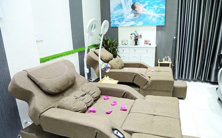 Liệu Trình 60 Phút Tẩy Tế Bào Chết, Làm Móng + Sơn Gel Cao Cấp Tại Lilly Nail & Beauty Spa