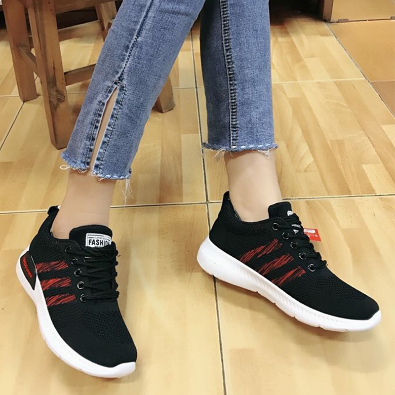 Giày Sneaker Nữ Sọc Chéo Hapu