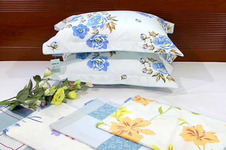 Bộ 2 Áo Gối Đầu Thắng Lợi (Màu Ngẫu Nhiên)