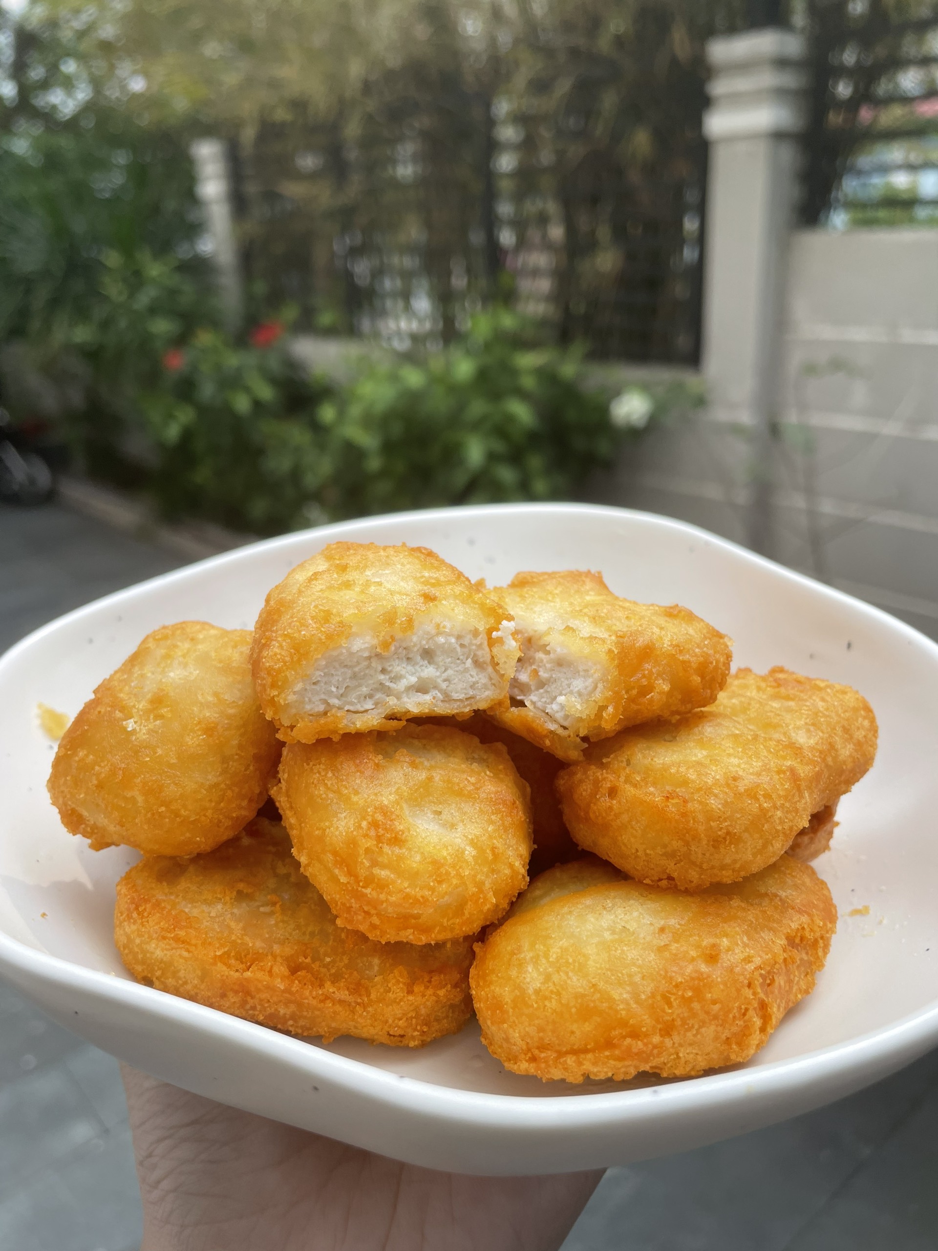 Gà viên tẩm bột EB 380g Malaysia Tempura Chicken Nugget Thịt đông