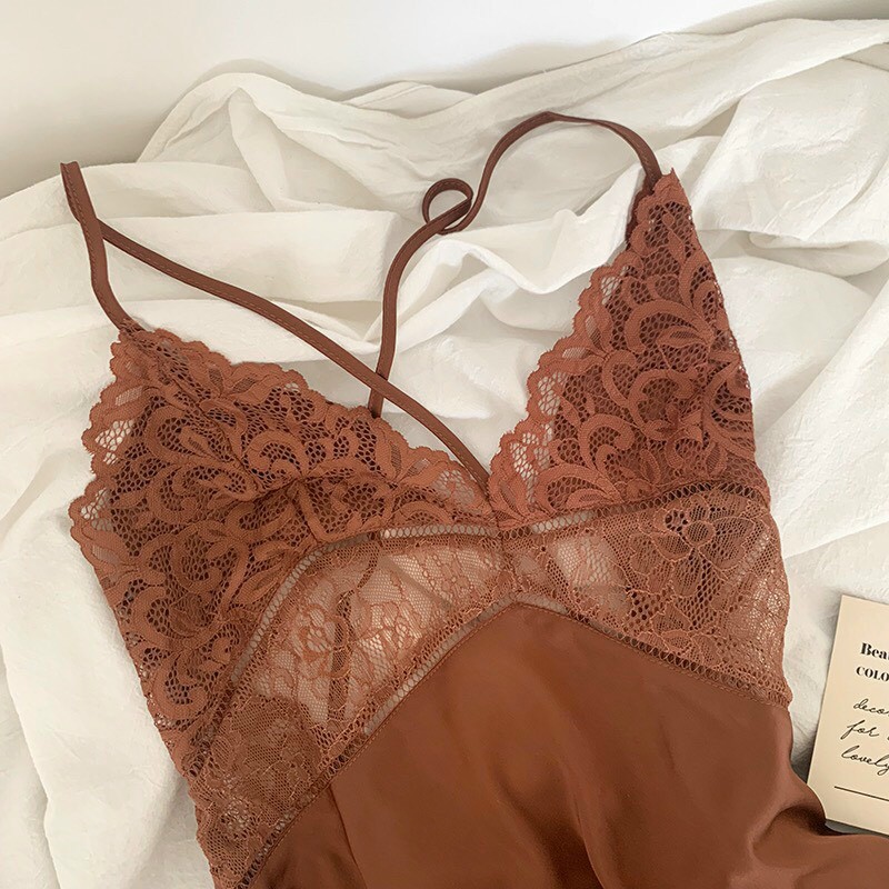 Mua Váy ngủ sexy gợi cảm đồ ngủ có mút lót dây vai tuỳ chỉnh - lụa satin mềm mại phối ren_DN04 - Đen tại Nhà Jun Mua Váy Ngủ Sexy Gợi Cảm Đồ Ngủ Có Mút Lót Dây Vai Tuỳ Chỉnh - Lụa Satin Mềm Mại Phối Ren_Dn04 - Đen Tại Nhà Jun