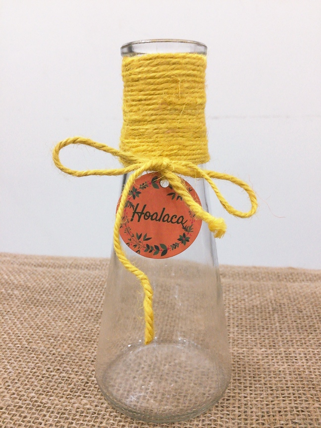 Bình thí nghiệm (màu vàng)