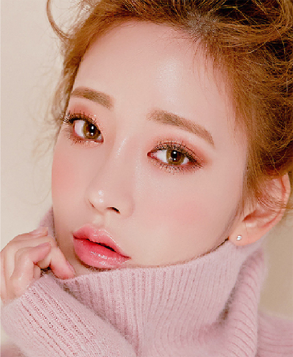 Phấn mắt Maycreate gather beauty hộp giả đá