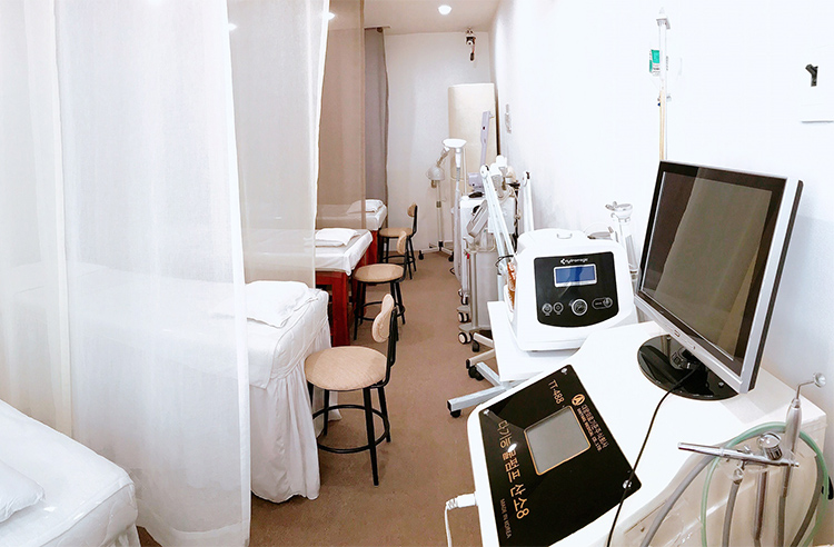 Liệu Trình Triệt Lông Nách Vĩnh Viễn Tại MOH Beauty