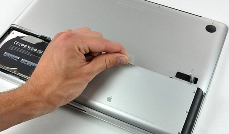 Dịch Vụ Thay Pin Macbook Pro 13 inch A1708 (2016) mã pin A1820 tại Z
