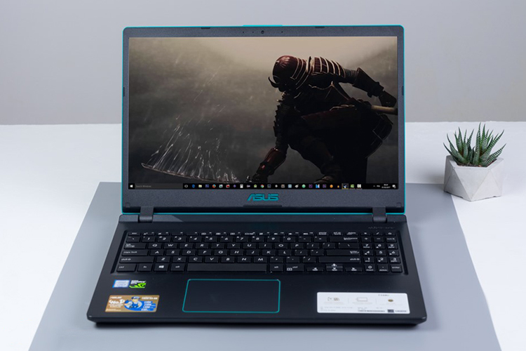 Laptop ASUS F560UD-BQ055T. Intel Core I5 8250 (15.6 inch) - Hàng Chính Hãng