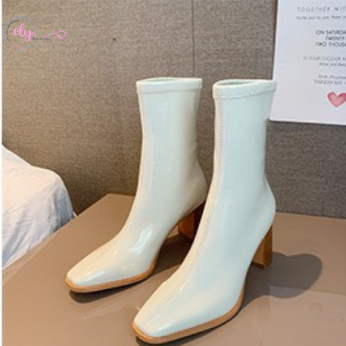 Giày Bốt Nữ Da Bóng Trắng Đen Ôm Chân Đẹp Gót 7 Phân Cổ cao Mũi Nhọn Không Có Khóa