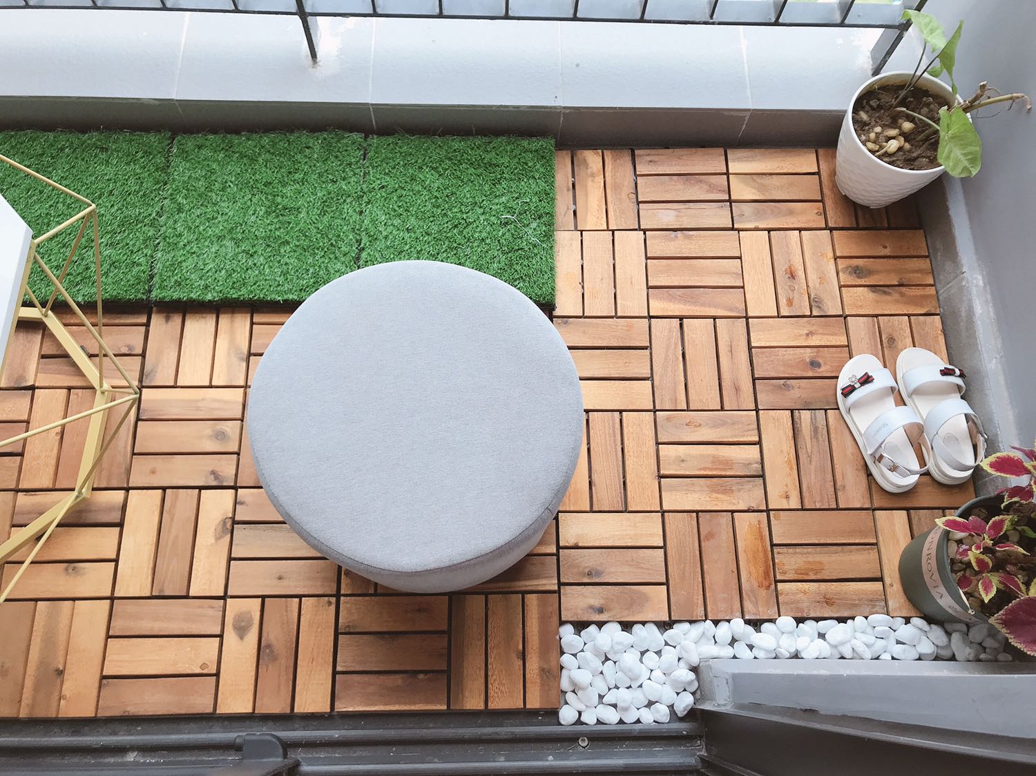 vi-co-nhan-tao-ket-hop-voi-van-san-go-vi-nhua