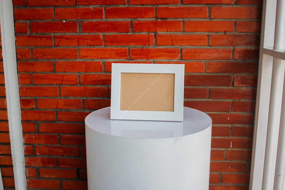 Khung 13x18 màu trắng mặt trước