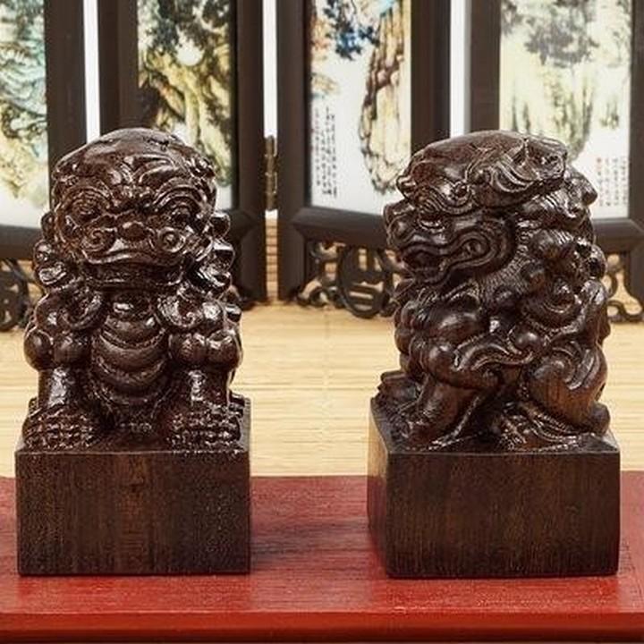 Ấn triện sư tử gỗ trưng bày thiết kế độc đáo mới mẻ tặng ảnh thiết kế Vcone