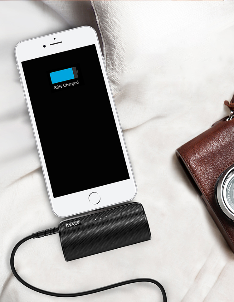 Sạc Dự Phòng Cắm Trực Tiếp iWALK 5000 mAh