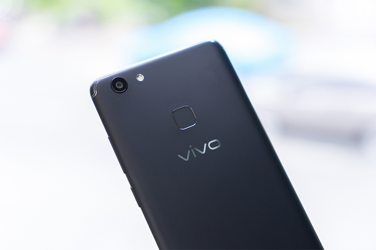 Điện Thoại Vivo V7 Plus - Hàng Chính Hãng