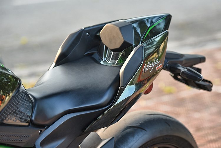 kawasaki ninja h2 carbon 22