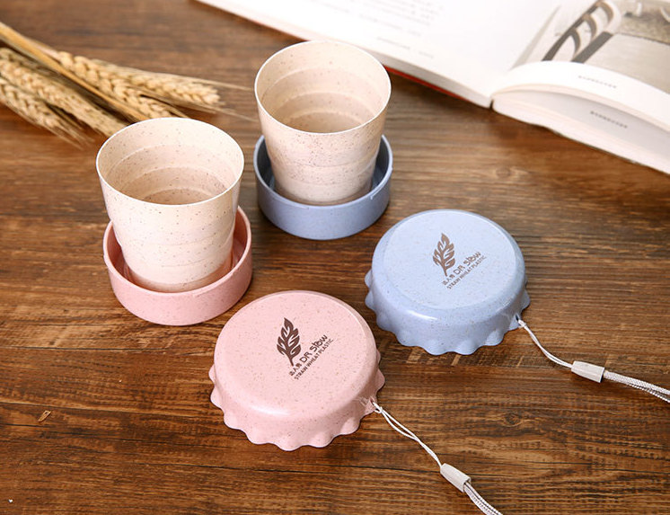 Bộ sản phẩm làm từ thân cây yến mạch thiên nhiên, thân thiên gồm: 1 dụng cụ vắt cam (10.5 x 17 x 8cm) + 2 ly xếp gọn (10.5 x 17 x 8cm) giao màu ngẫu nhiên