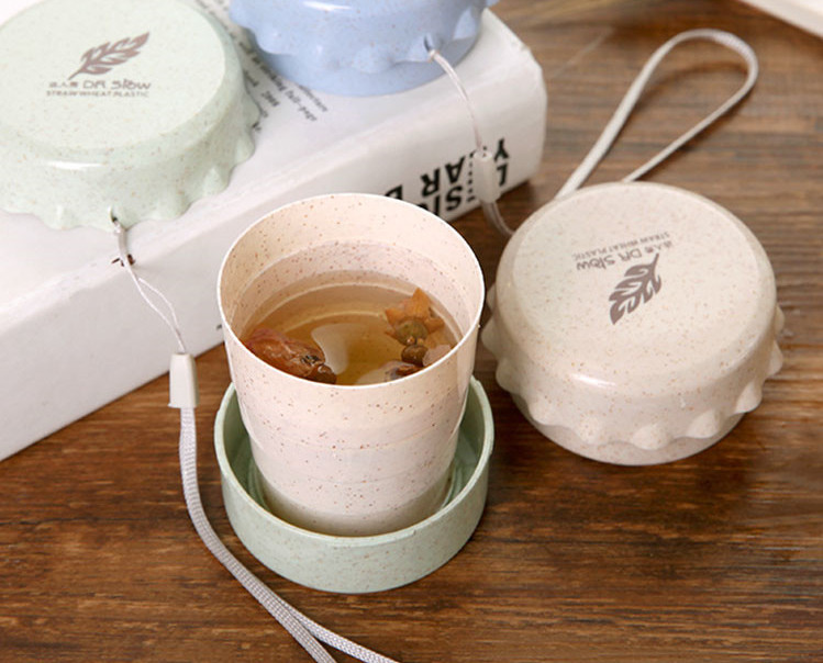 Bộ sản phẩm làm từ thân cây yến mạch thiên nhiên, thân thiên gồm: 1 dụng cụ vắt cam (10.5 x 17 x 8cm) + 2 ly xếp gọn (10.5 x 17 x 8cm) giao màu ngẫu nhiên