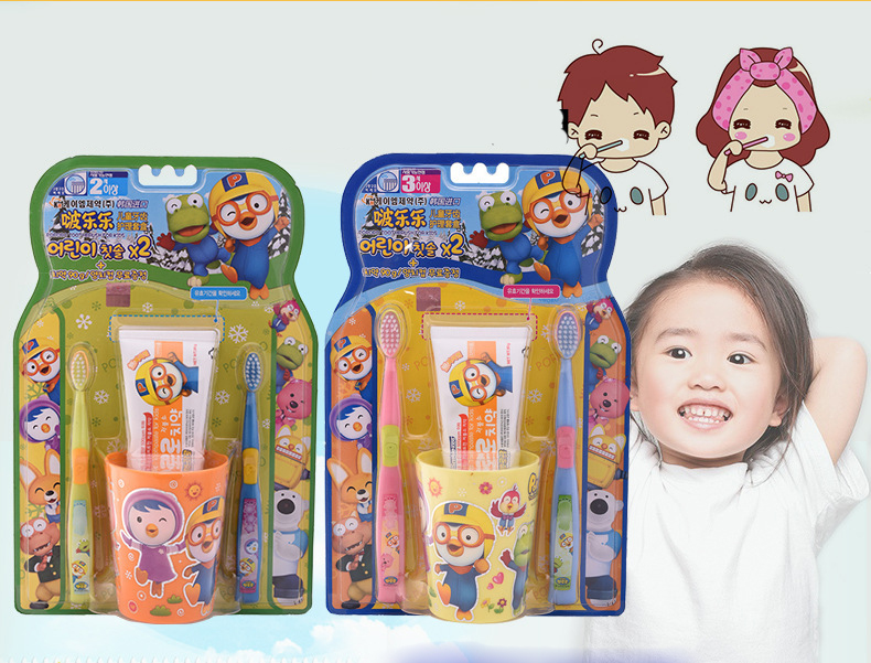 Bộ 4 bàn chải đánh răng + kem đánh răng + cốc Pororo Hàn Quốc