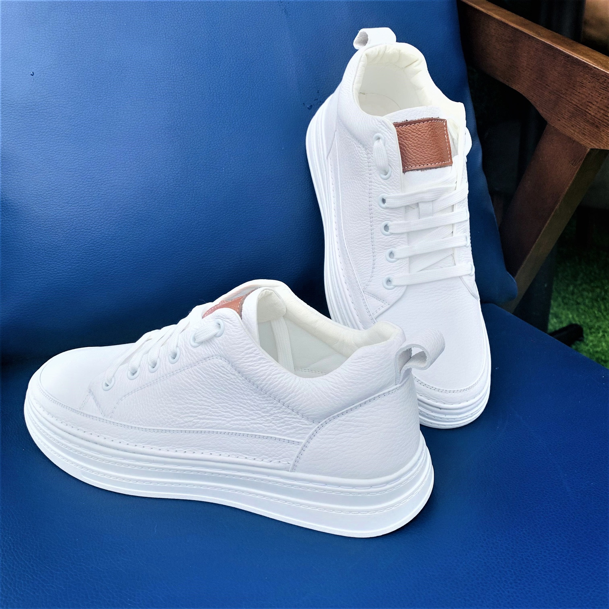 Sneaker là gì Những hãng giày Sneaker đẹp nhất hiện nay