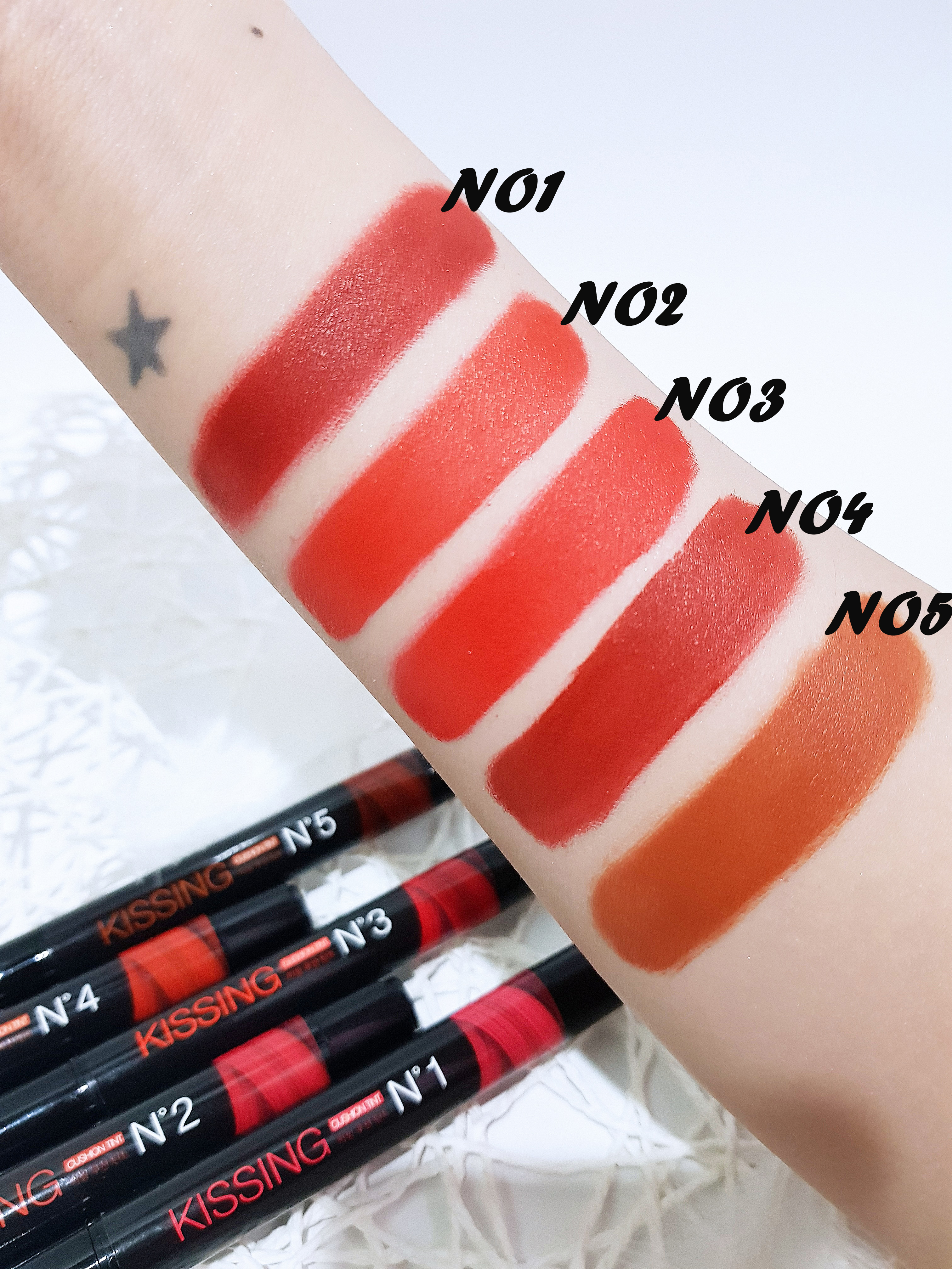 Son Tint KISSING Cushion (4.5g) - No1 Melrose Rose