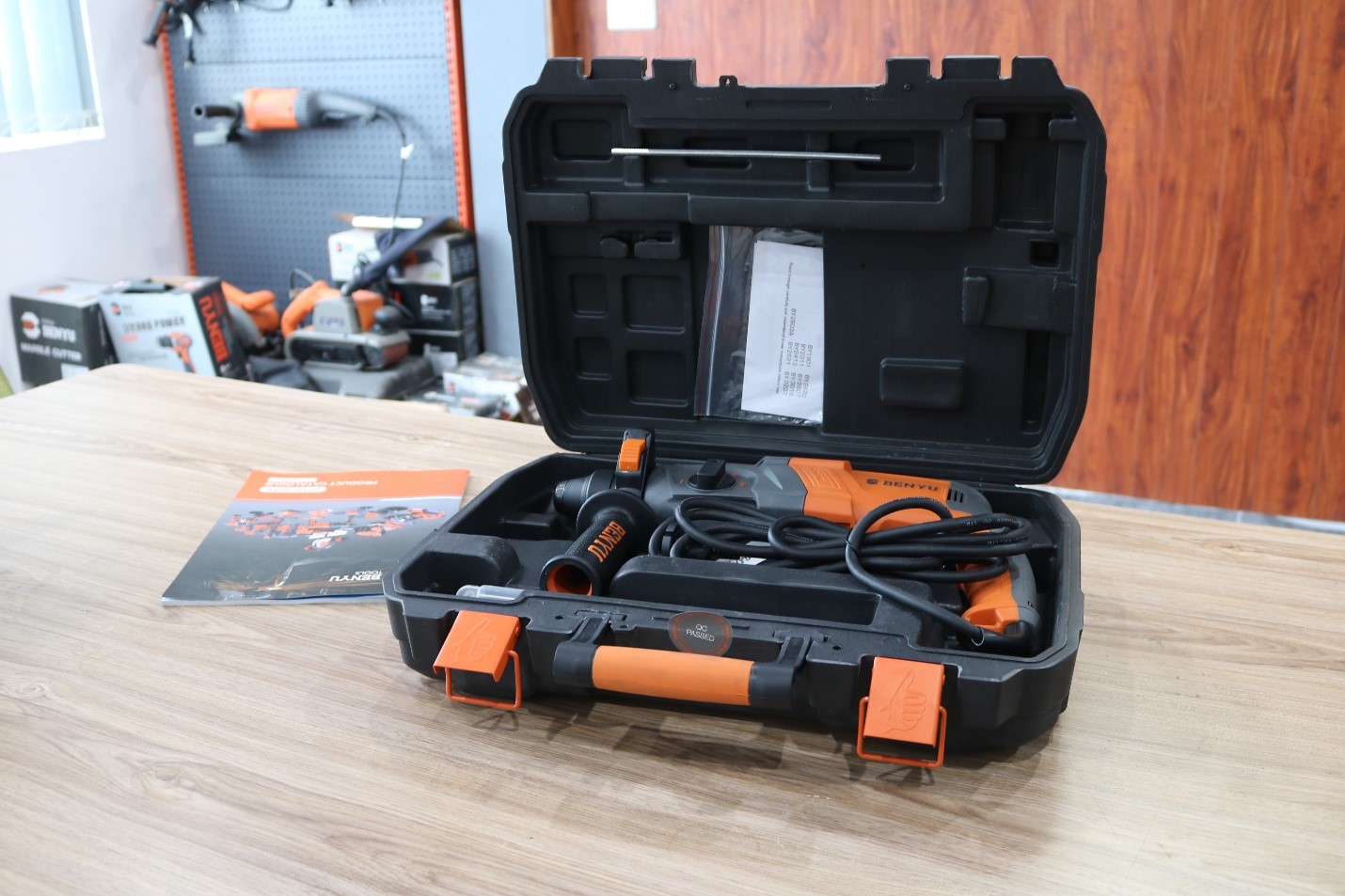 may-khoan-bua-benyu-by2603a