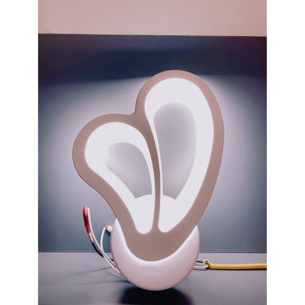 Đèn trang trí gắn tường hình cánh bướm 3 chế độ ánh sáng hiện đại