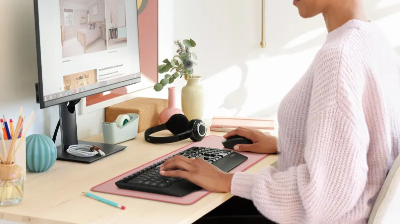Combo bàn phím + chuột Logitech MK345-Hàng chính hãng