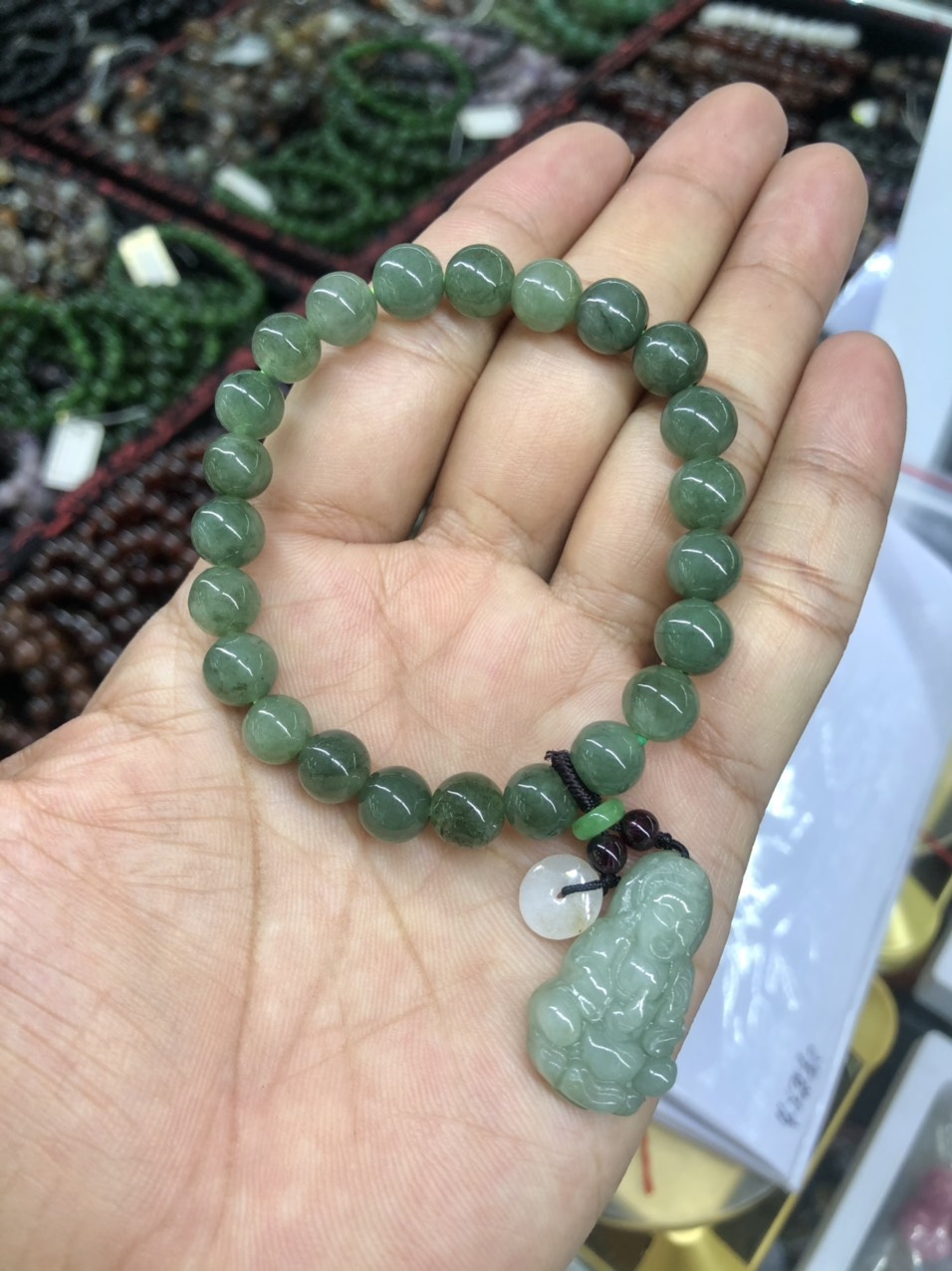 Vòng đeo tay, lắc tay phong thủy mix phụ kiện đá ngọc Jade