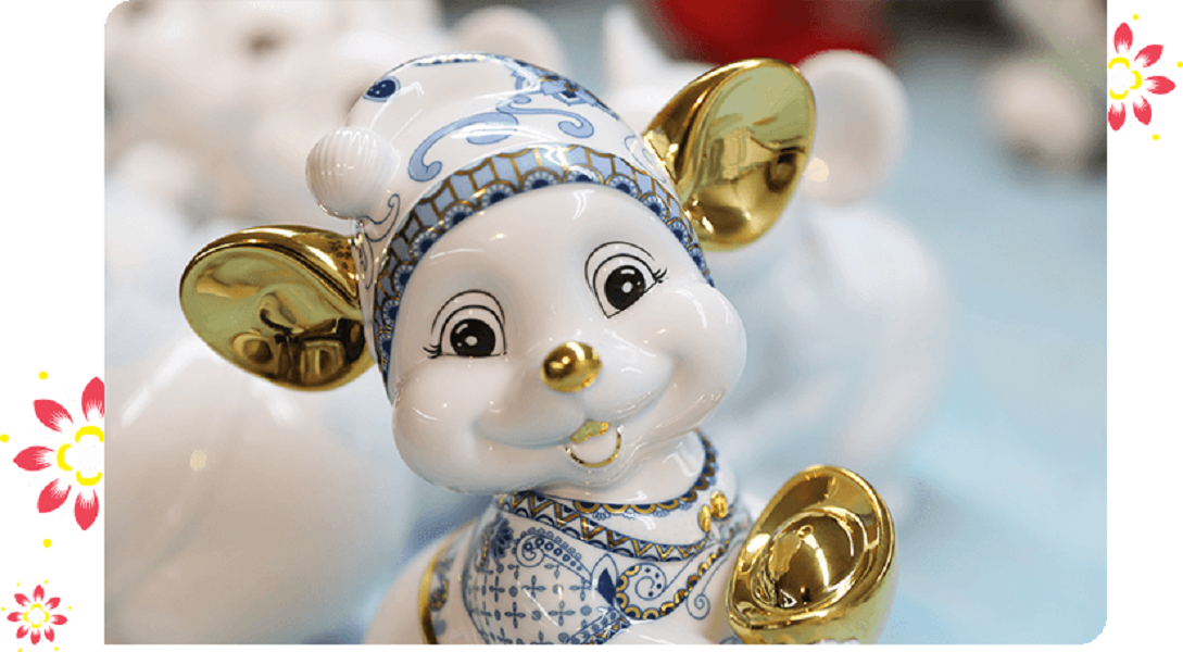 Chuột Quý Họa Tiết Sen Cobalt Trang Trí Vàng 24K Gốm Sứ Minh Long 00572408v (24cm) - Phiên Bản Đặc Biệt