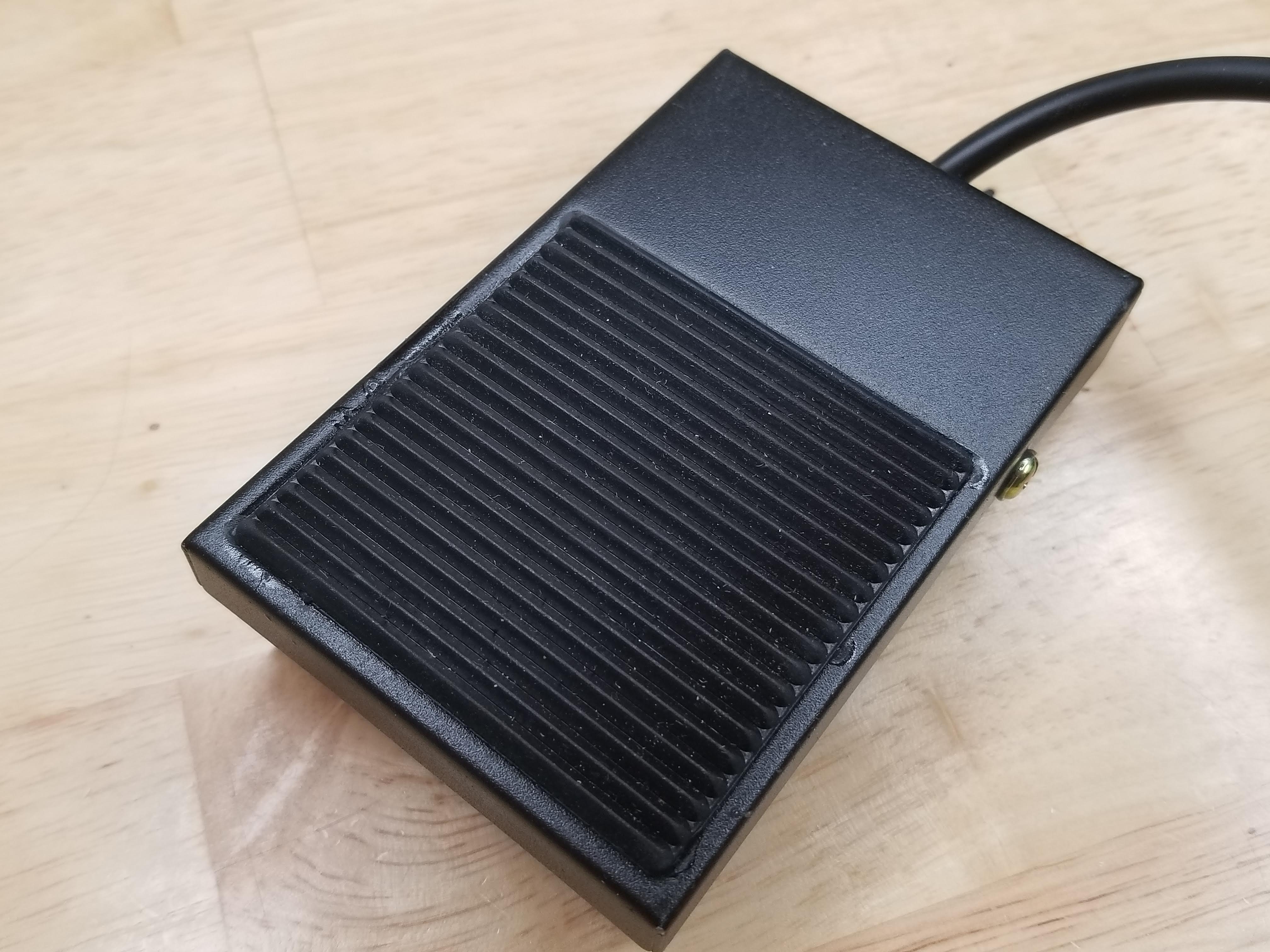 fukidi - công tắc bàn đạp TFS-1 250V-10A vỏ thép dùng cho máy may công nghiệp