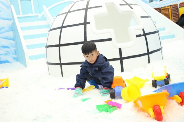 HN - Thỏa sức vui chơi trong thành phố tuyết tại Khu vui chơi Snow World - Áp dụng cả tuần và ngày lễ