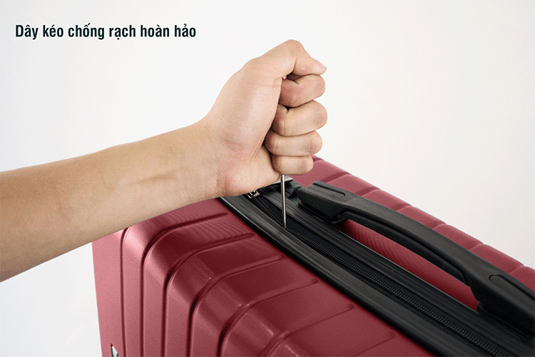 Vali Chống Trộm TRIP PC911 (Size 70) - Đỏ