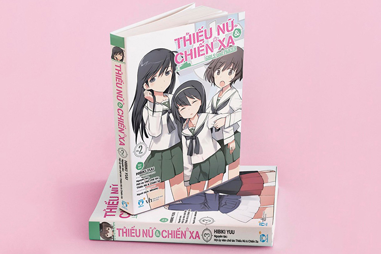 Combo Thiếu Nữ & Chiến Xa - Tập 2 + 3 (Tặng Kèm: 4 Postcard, 5 Bookmak )