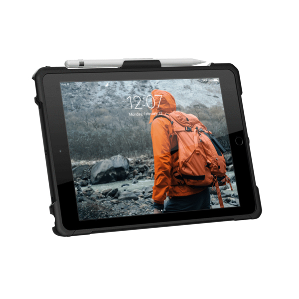 Ốp lưng iPad 9.7 2018/2017 UAG Plasma