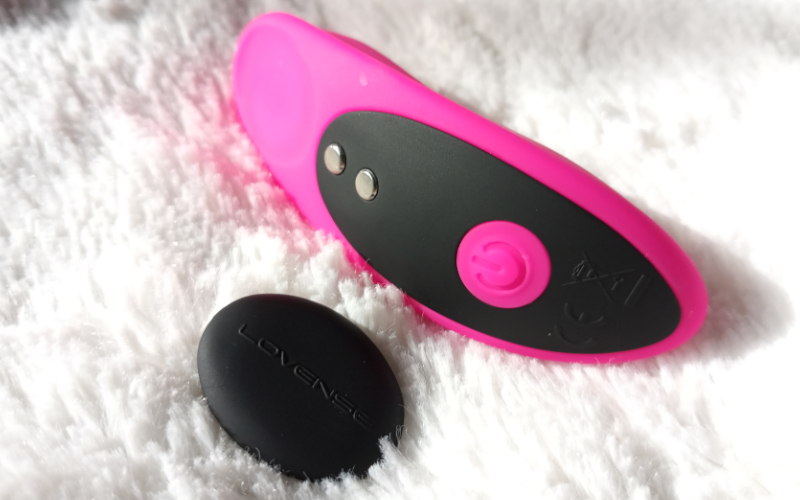 Lovense Ferri Máy rung mini gắn quần lót điều khiển bằng điện thoại
