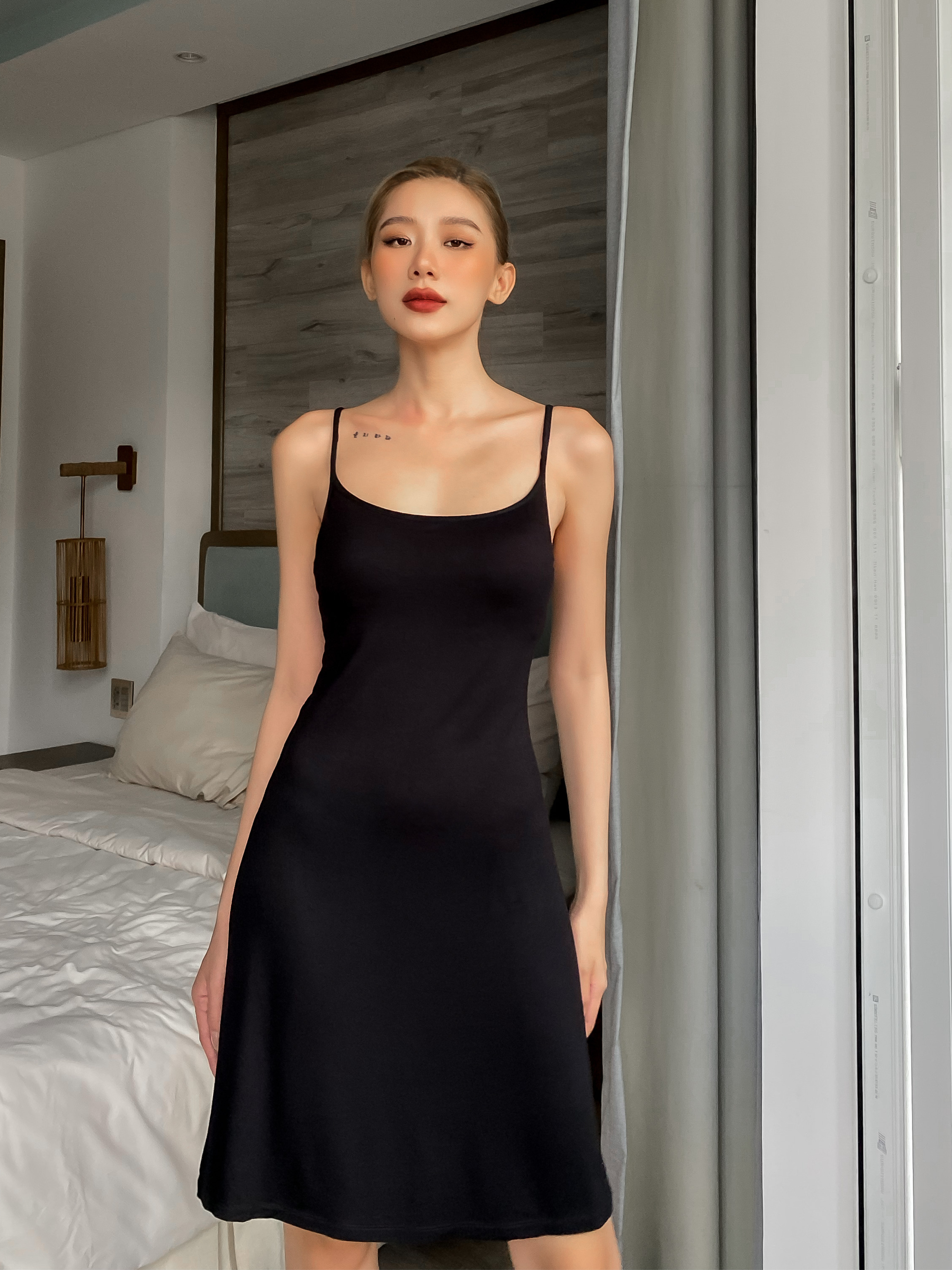 Đầm Mặc Nhà 2 Dây Cotton Modal Miley Comfort Đen - DDS0102