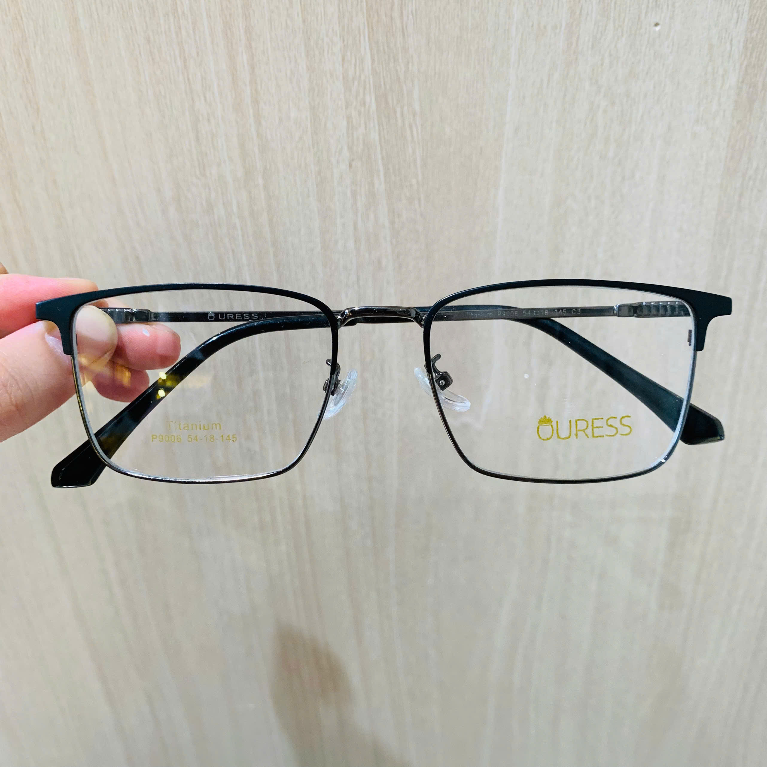 GỌNG KÍNH TITAN NAM (Titanium Pors Men) CHẤT LIỆU VƯỢT TRỘI SIÊU NHẸ SIÊU BỀN – HÀNG CHÍNH HÃNG P9006