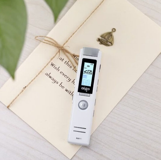 Máy Ghi Âm Kèm Nghe Nhạc Mini Aigo R5511 8G