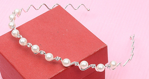 Combo 2 Bờm Tóc Ngọc Trai Nhân Tạo Đính Đá Sang Chảnh