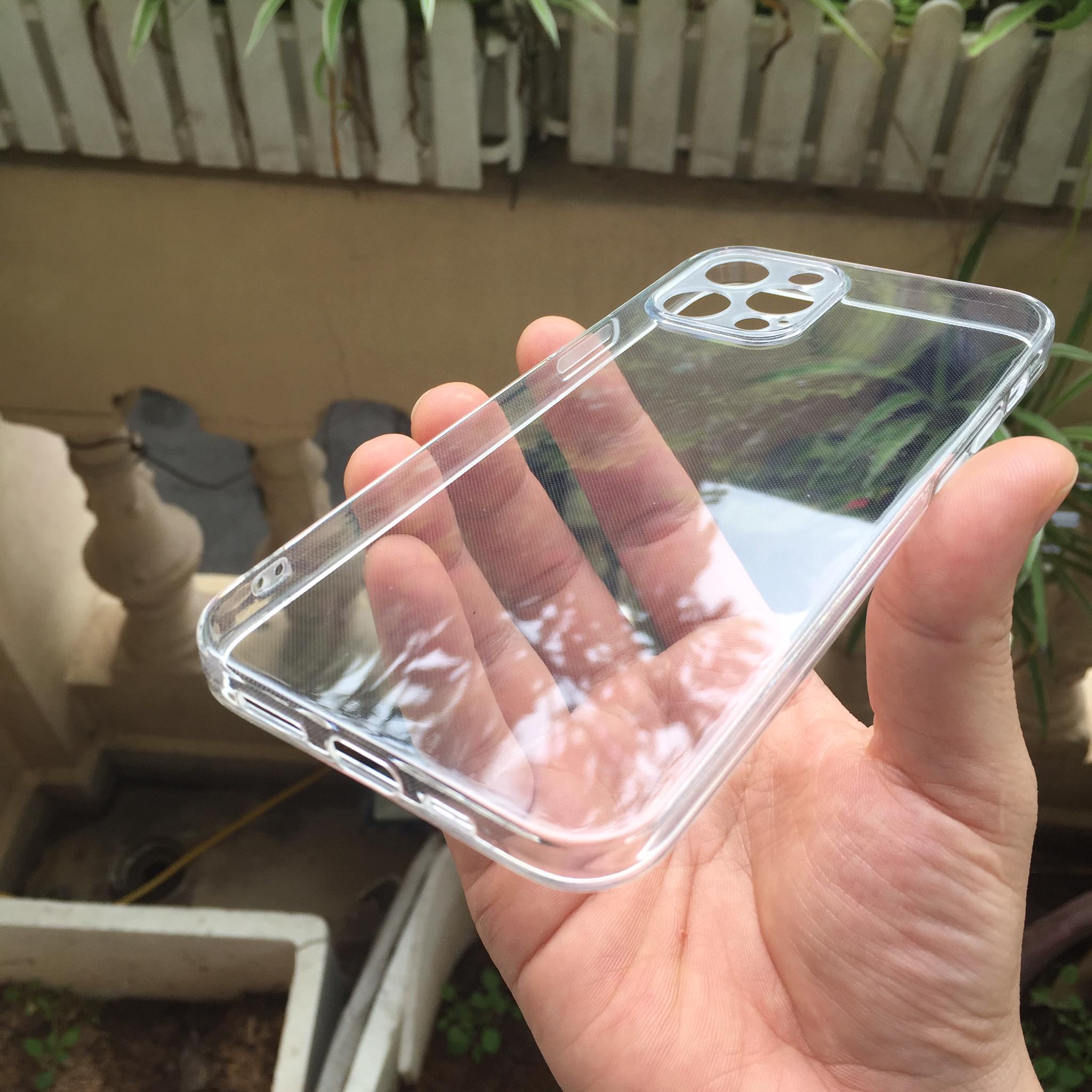 Ốp lưng silicon Gor cho Apple iPhone 12 Pro 6.1 inch siêu mỏng, có gờ bảo vệ camera- Hàng nhập khẩu
