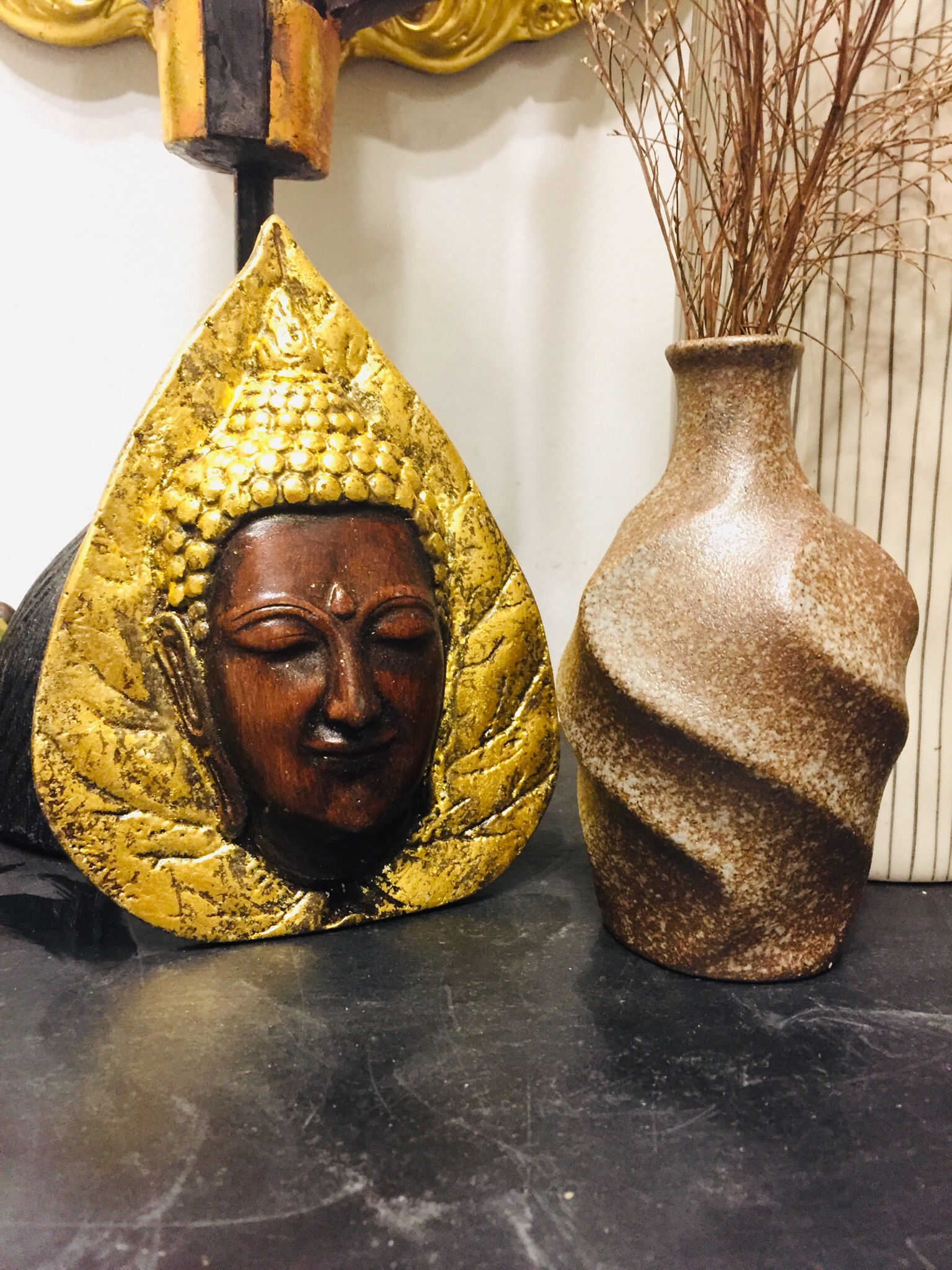 tượng Phật trang trí phòng khách