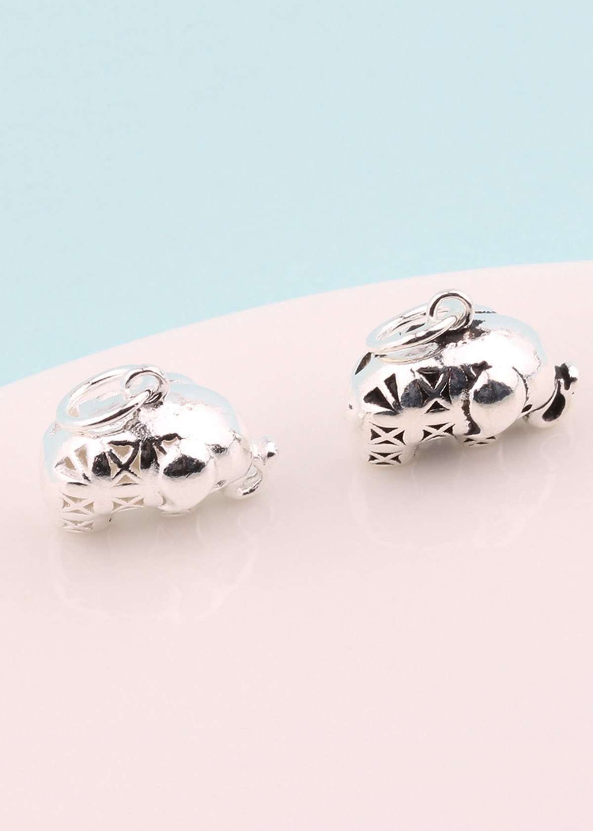 Charm bạc thái con voi treo - Ngọc Quý Gemstones