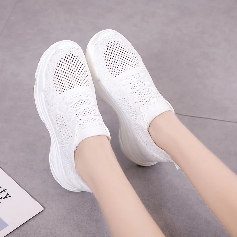 Giày Sneaker Nữ Độn Đế Đẹp Cổ Chun HAPU Giày Sneaker Nữ Độn Đế Đẹp Cổ Chun HAPU