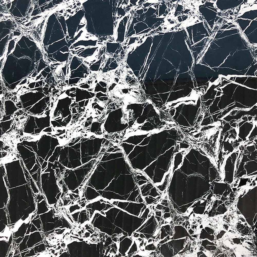 Mặt giả đá đen