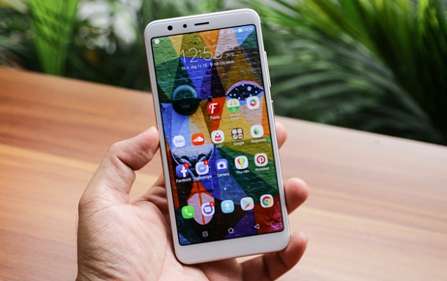 Điện Thoại Asus Zenfone Max Plus M1 ZB570TL (32GB/3GB) - Hàng Chính Hãng - Silver Điện Thoại Asus Zenfone Max Plus M1 ZB570TL (32GB/3GB) - Hàng Chính Hãng - Silver