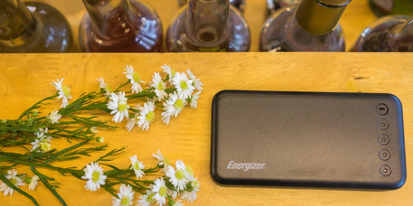 Pin Sạc Dự Phòng Energizer Chiến Binh 10.000mAh Lõi Lithium Polymer - UE10022 - Hàng Chính Hãng Pin Sạc Dự Phòng Energizer Chiến Binh 10.000mAh Lõi Lithium Polymer - UE10022 - Hàng Chính Hãng