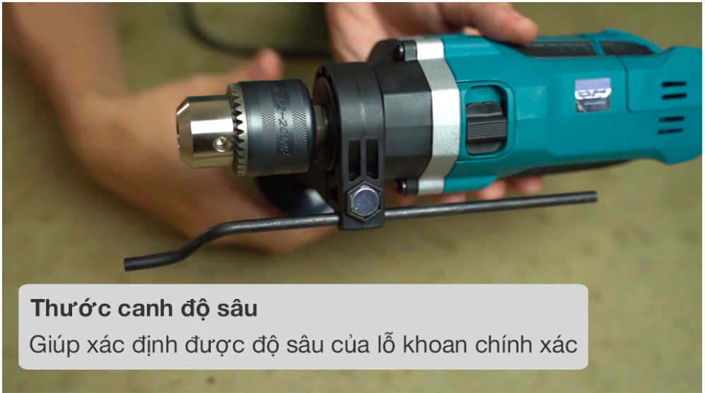 Máy khoan búa(16mm) Makita M8100B