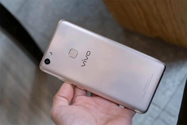 Điện Thoại Vivo V7 Plus - Hàng Chính Hãng Điện Thoại Vivo V7 Plus - Hàng Chính Hãng