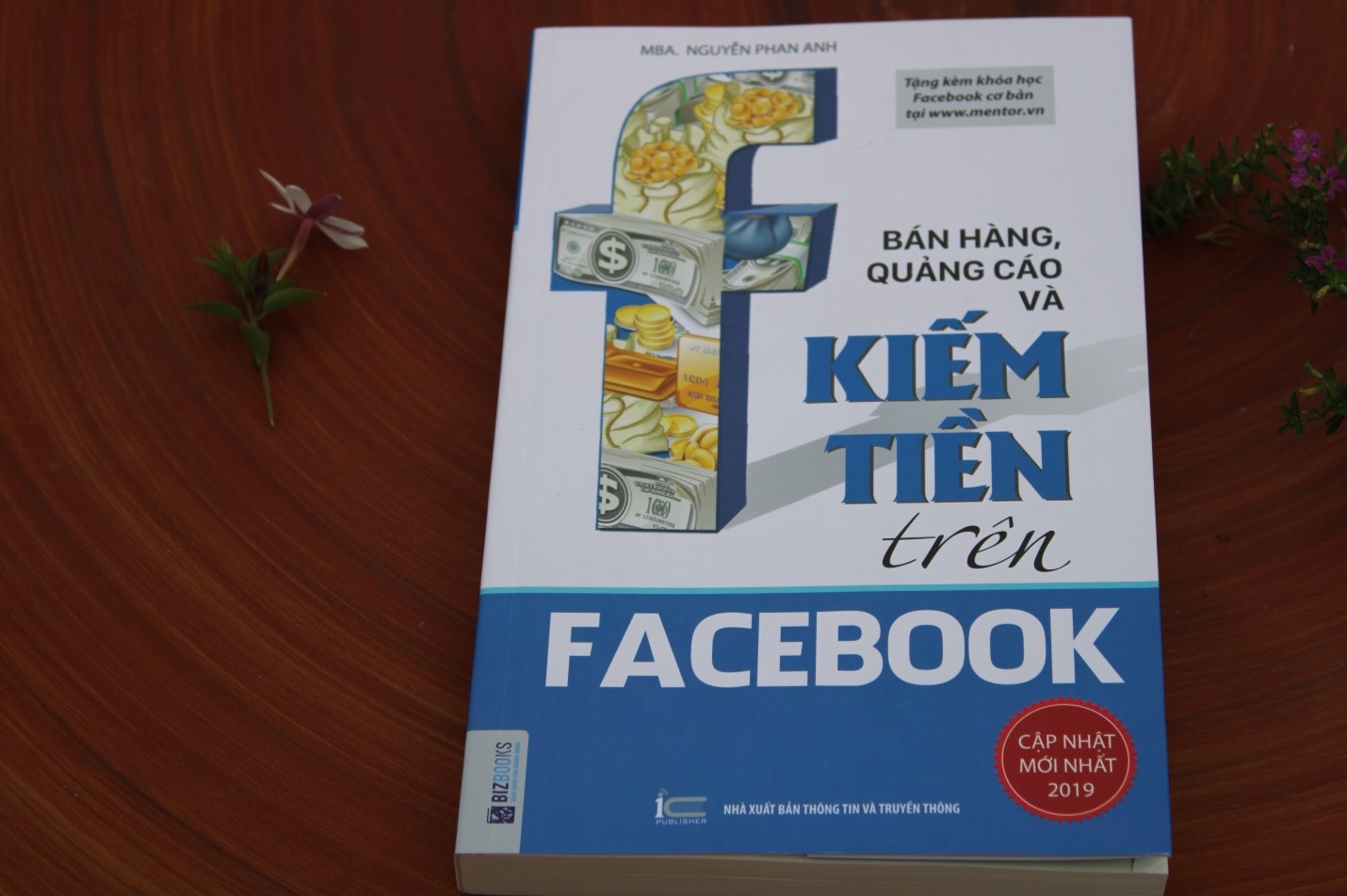 Bán Hàng, Quảng Cáo Và Kiếm Tiền Trên Facebook