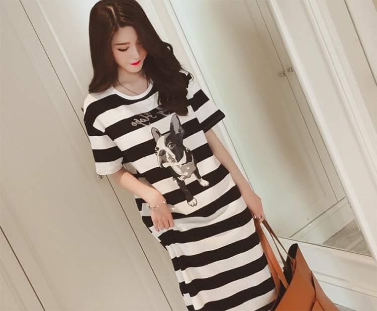 Đầm Dài Sọc Trắng Đen Hình Cún Lovemom