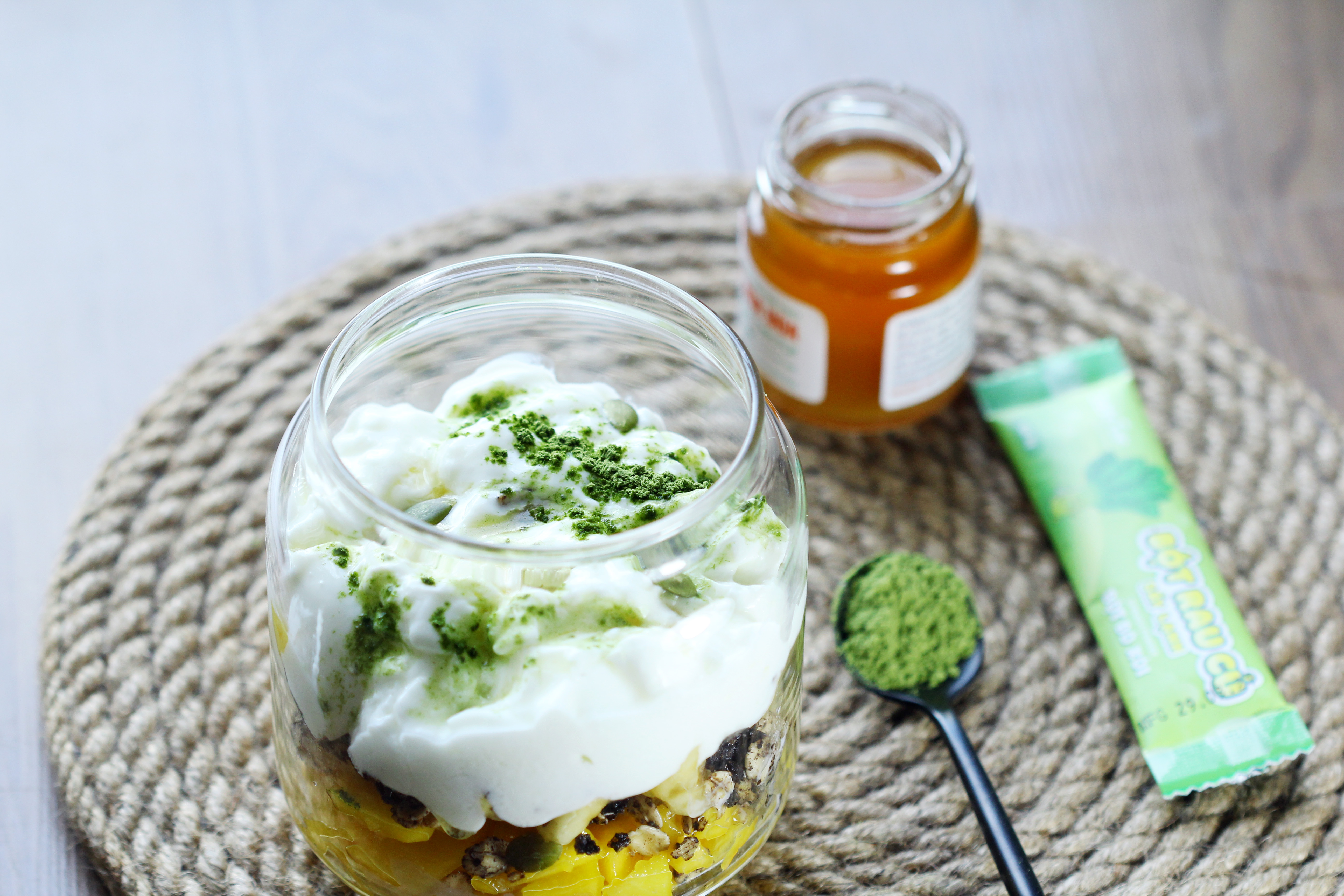 Bột cải bó xôi hữu cơ sấy lạnh Dalahouse - Nguồn Vitamin K,A,C, sắt, magie & Mangan cao giúp xương chắc khỏe, hỗ trợ tiêu hóa và hỗ trợ thị lực