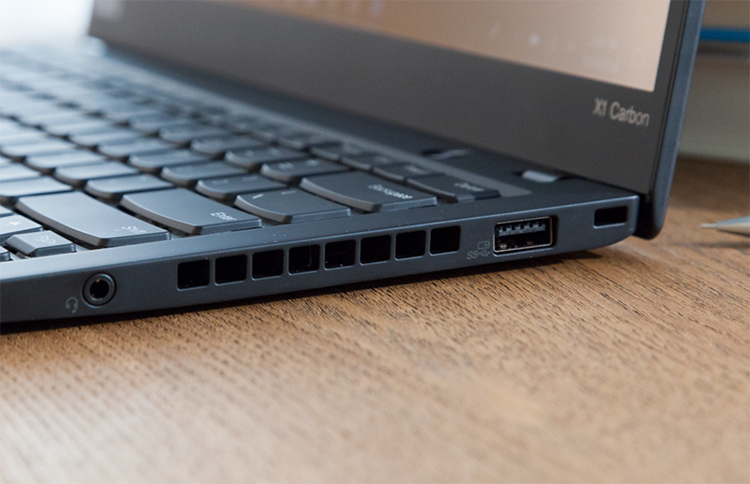Laptop Lenovo ThinkPad X1 Carbon 6 20KHS01800 Core i5-8250U/Win10 (14 inch) - Hàng Chính Hãng (Black)